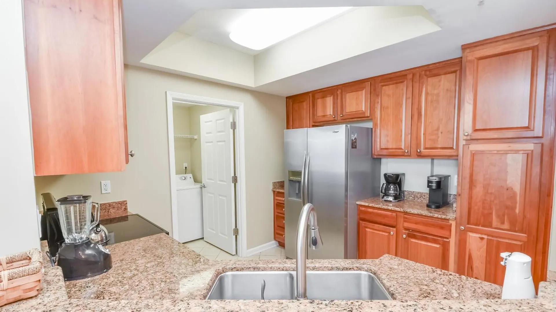 Silver Beach Towers W405 Destin Apartment